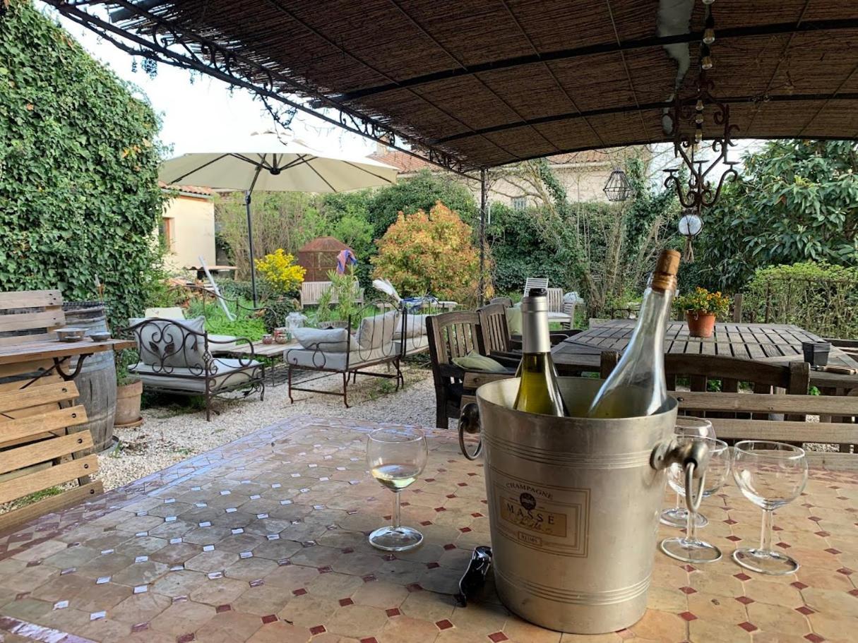 Chambres Et Table D'Hotes Au Brabo Mormoiron ภายนอก รูปภาพ